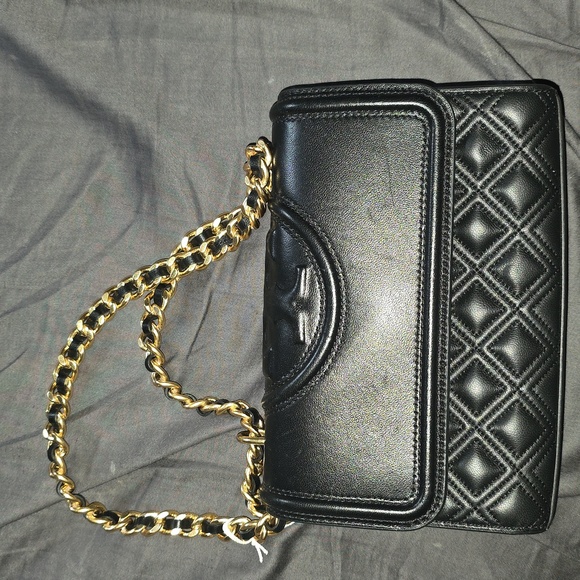 Tory Burch Fleming Small Convertible Shoulder Bag. - Picture 1 of 9